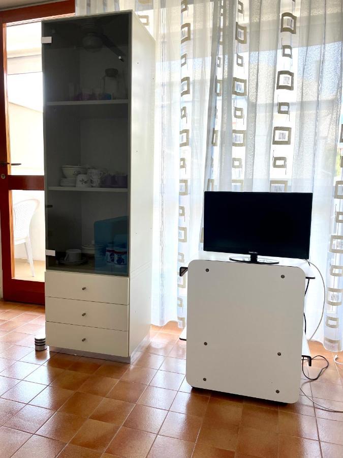 Condominio Centrale 104 Lignano Sabbiadoro Bagian luar foto