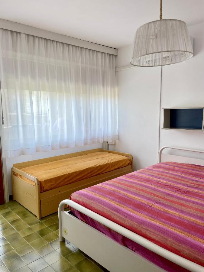 Condominio Centrale 104 Lignano Sabbiadoro Bagian luar foto